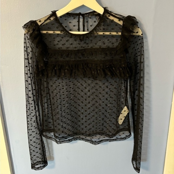 Forever 21 Blackshear polkadot blouse - Picture 1 of 4